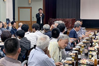 交流会にも村長の山﨑出さんが
参加してくれました